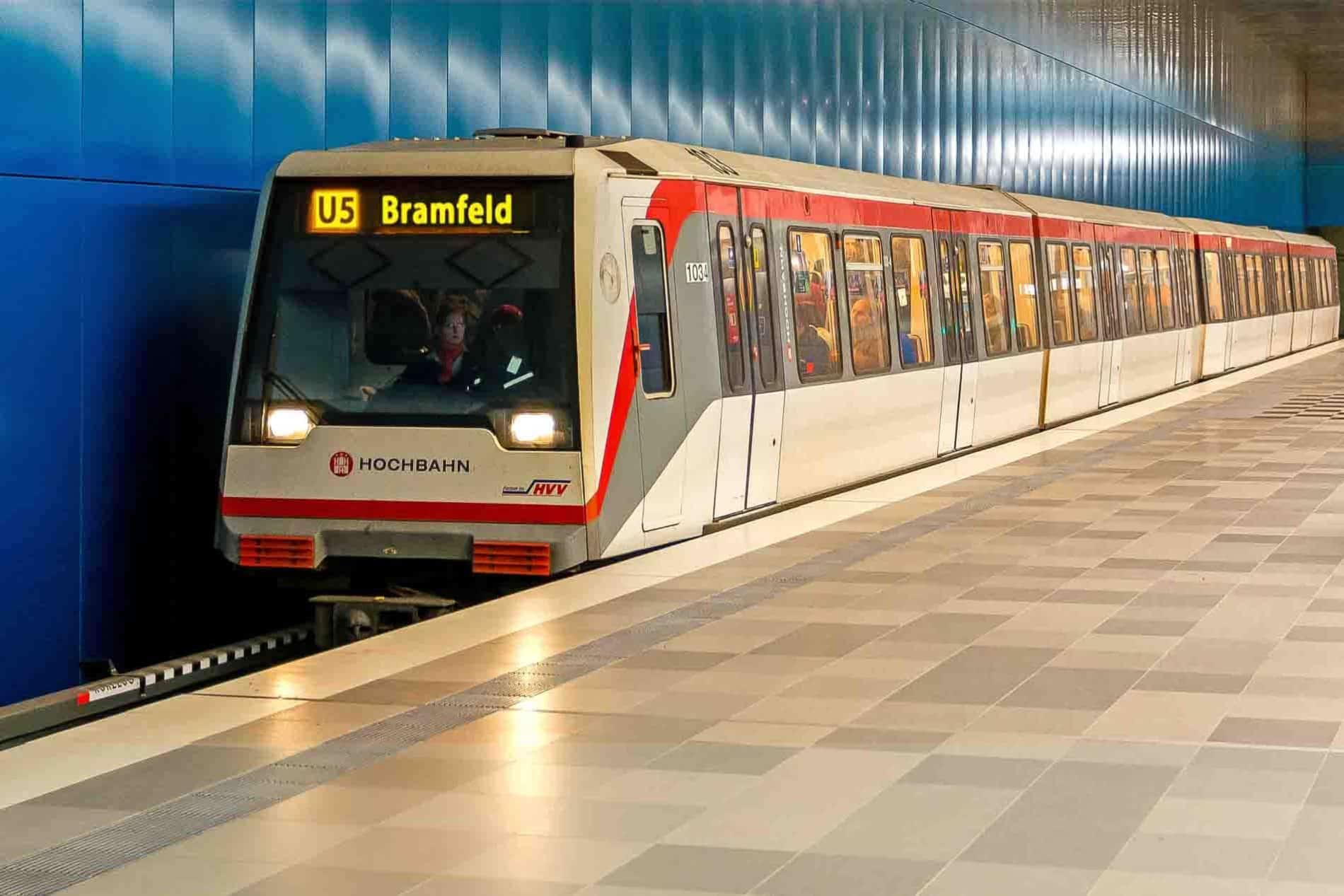 S Bahn Elbbrücken