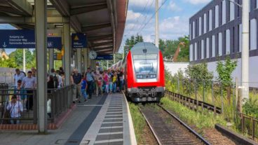 Wird bald abgerissen: Der Regionalbahnhof Rahlstedt in Hamburg.