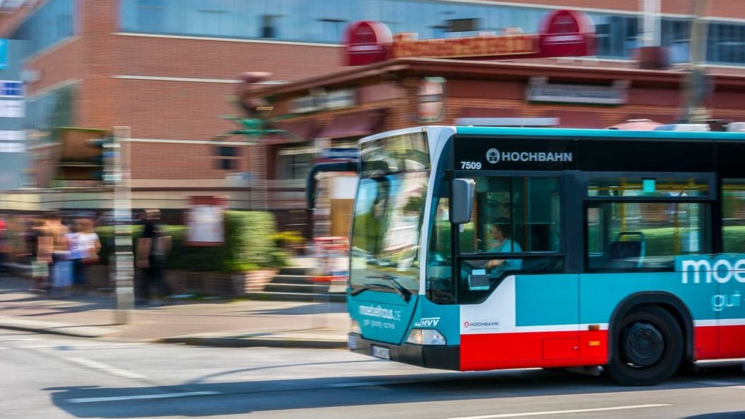 Metrobus der Linie M6 am Neuen Pferdemarkt in Hamburg