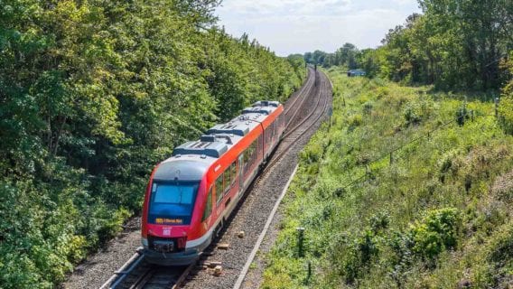 Bahn und Busfahren in SchleswigHolstein wird teurer