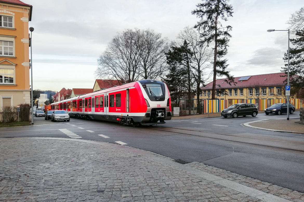 Fotostrecke Hier wird Hamburgs neue SBahn zur Straßenbahn